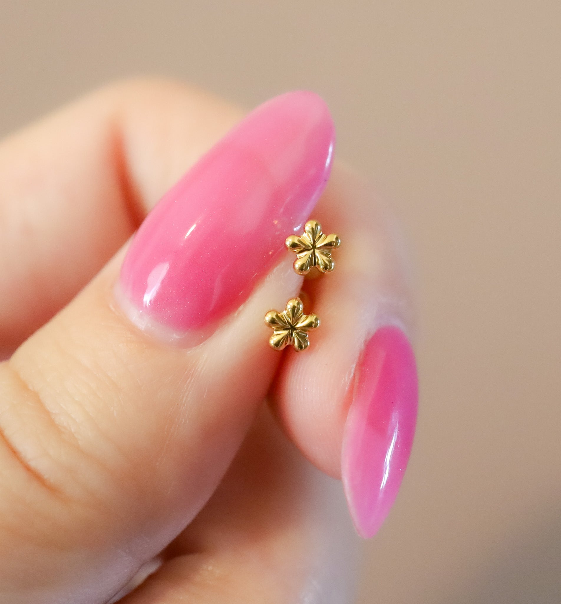 Flower Flat Back Studs