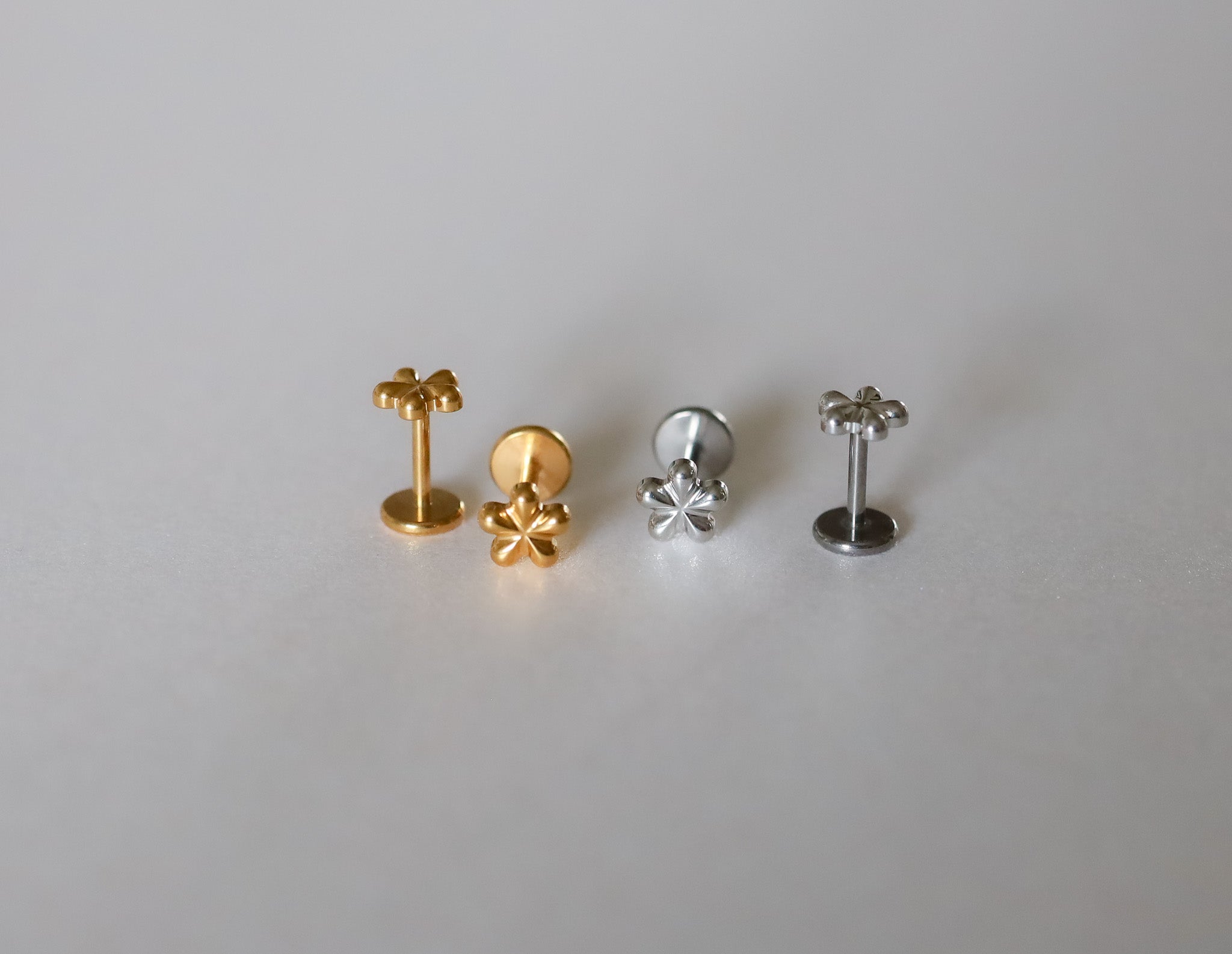 Flower Flat Back Studs