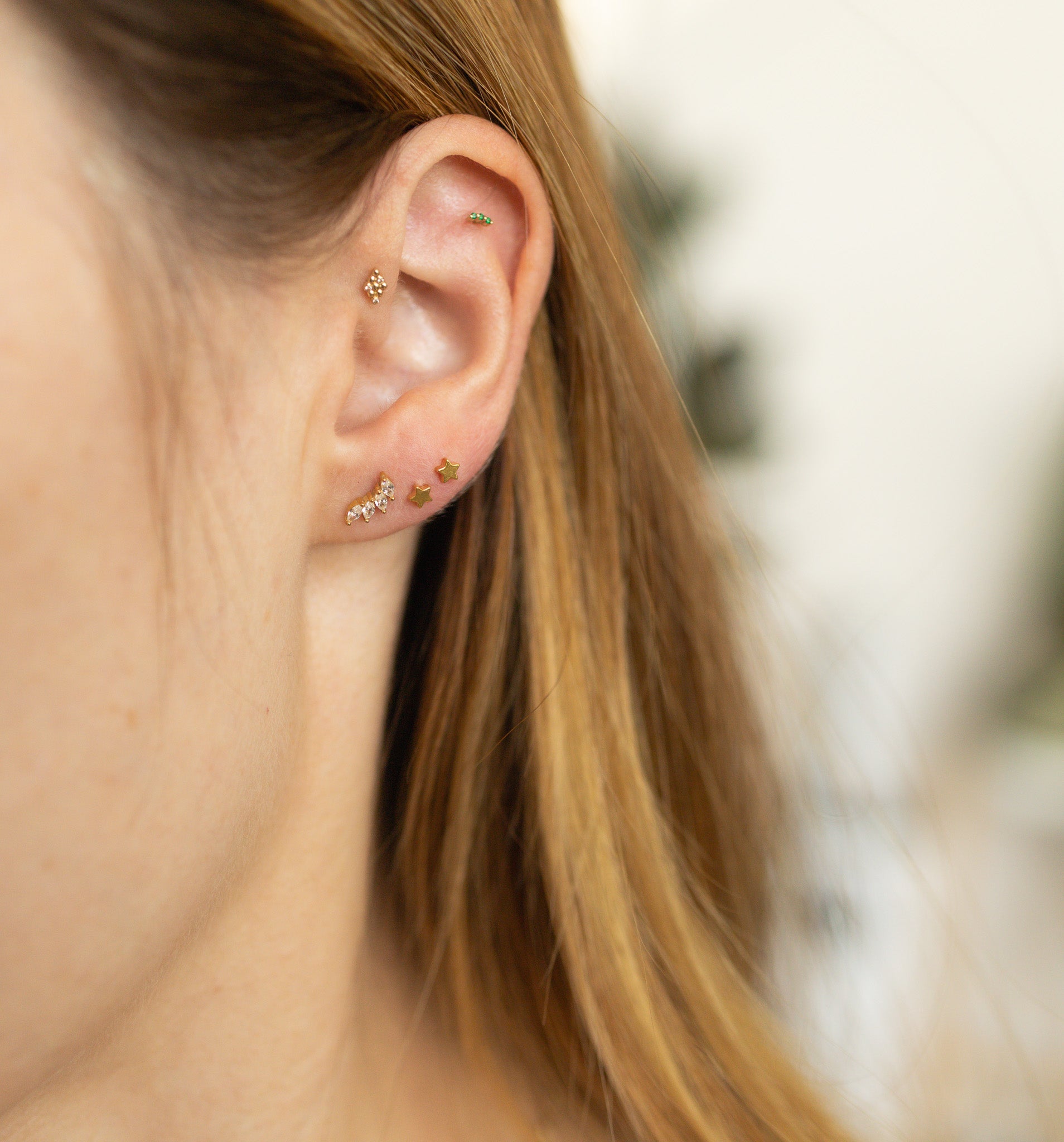 Set ~ Tiny Star and Fan Diamond Flat-Back Studs