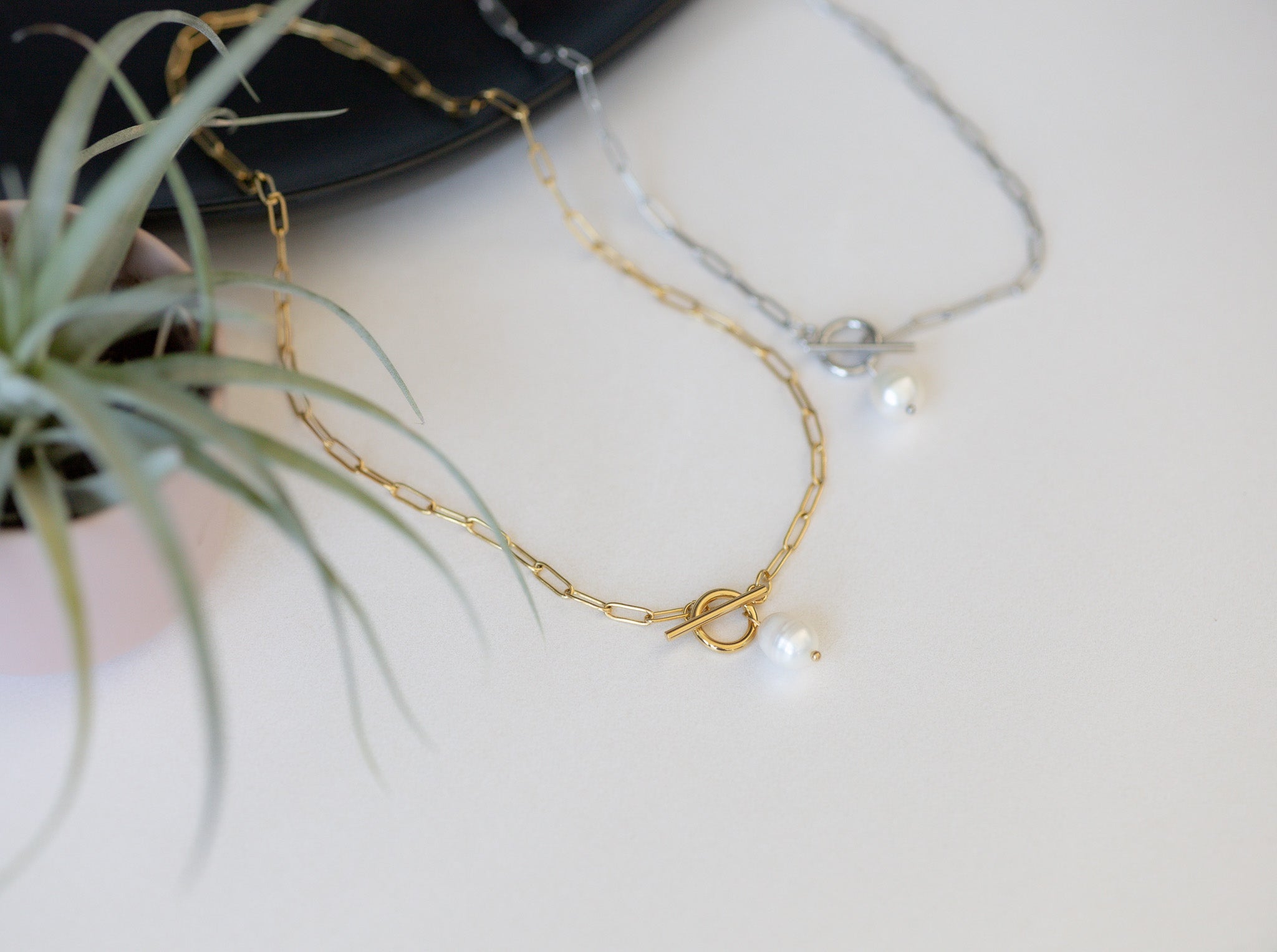Paperclip Toggle Necklace