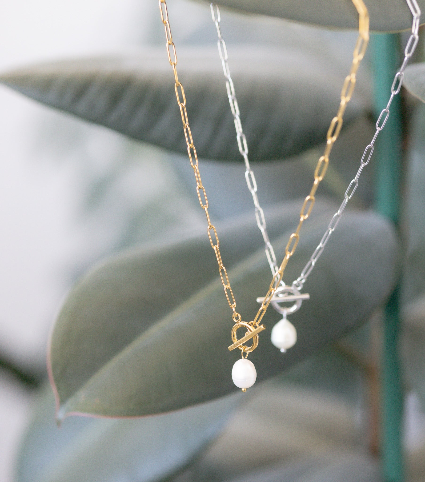 Paperclip Toggle Necklace