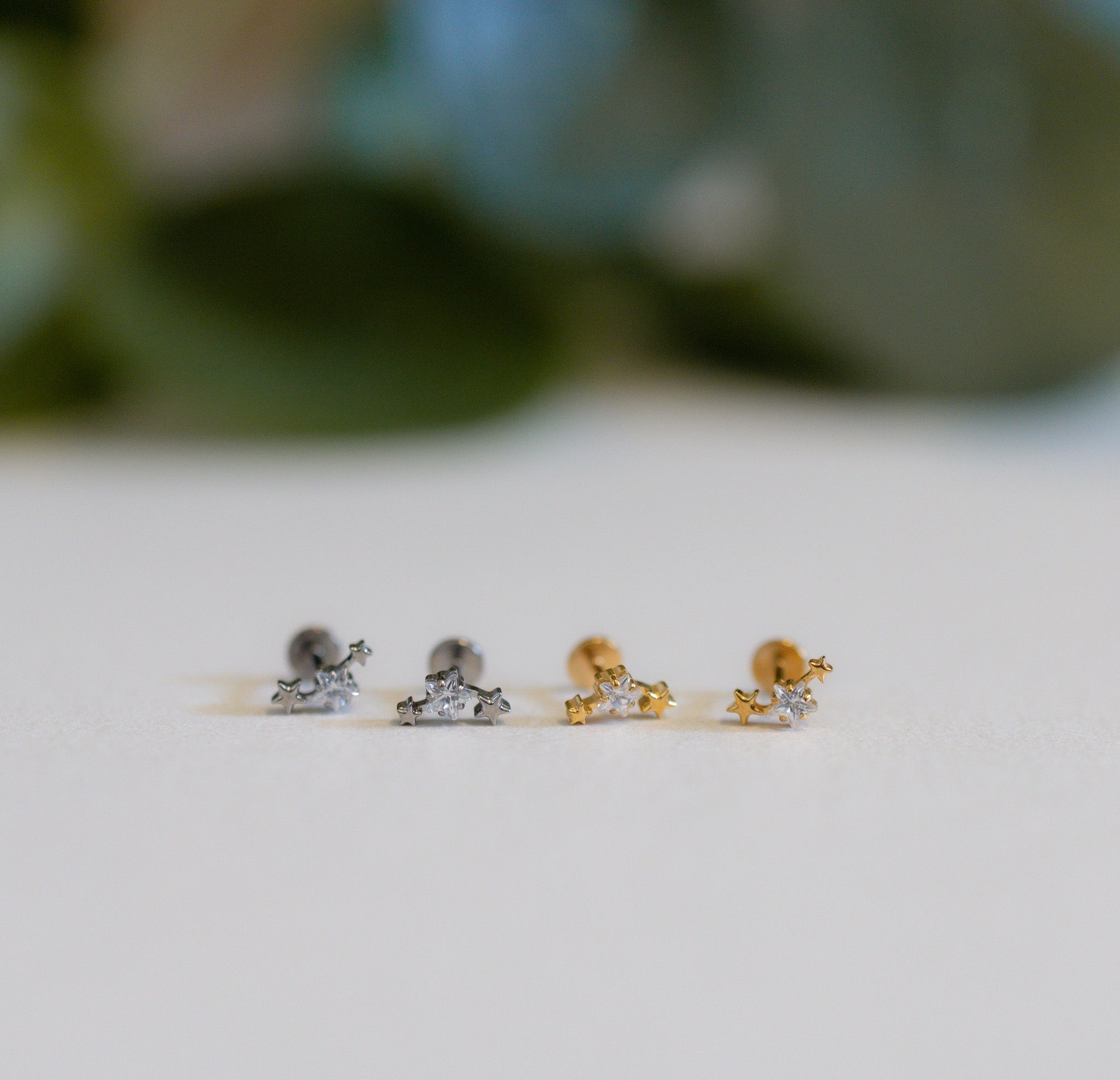 Star Crawler Flat Back Studs