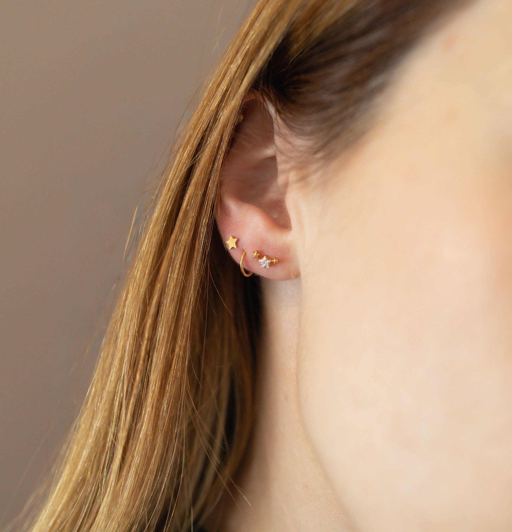 Star Crawler Flat Back Studs