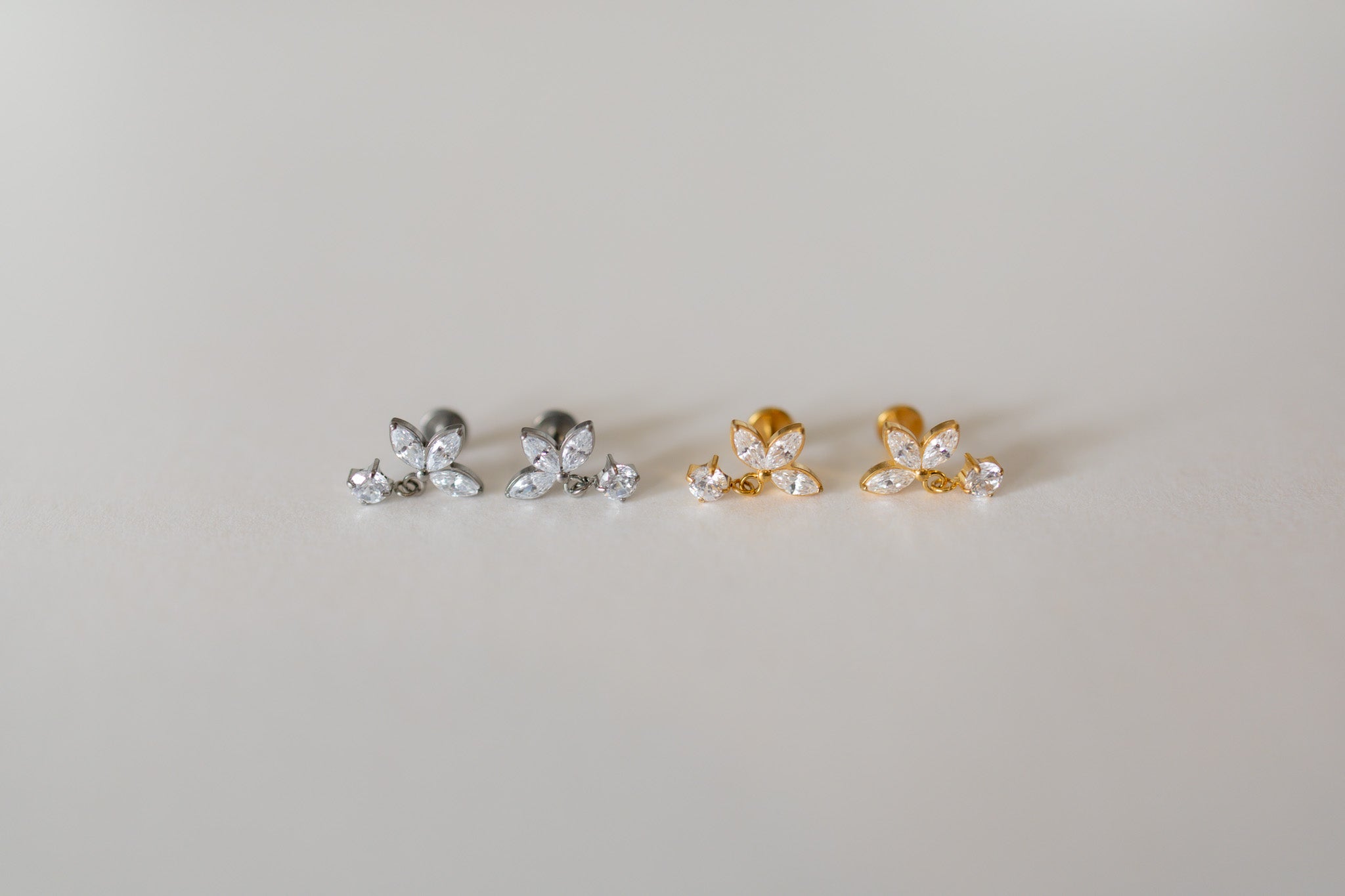Diamond flower Flat Back Studs