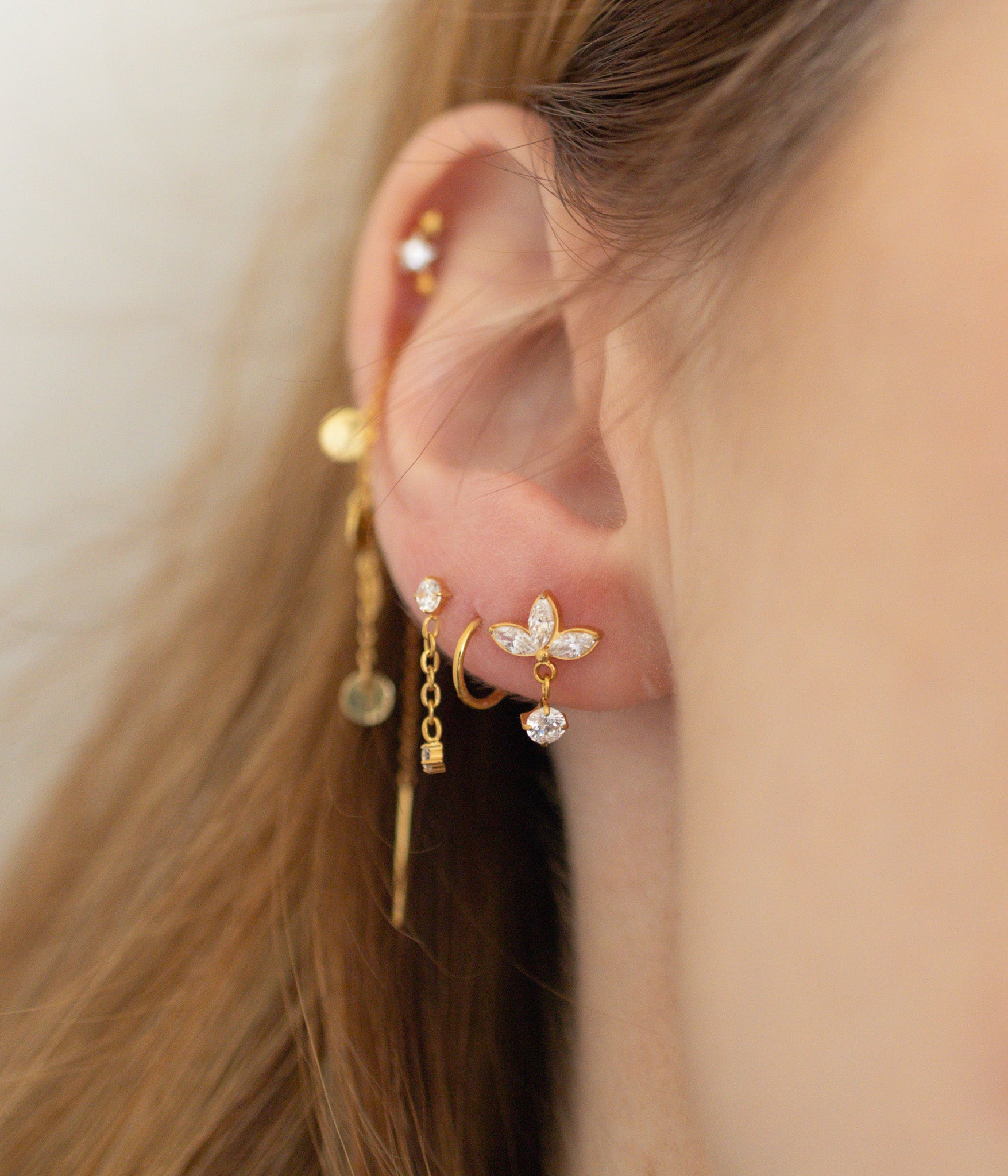 Diamond flower Flat Back Studs