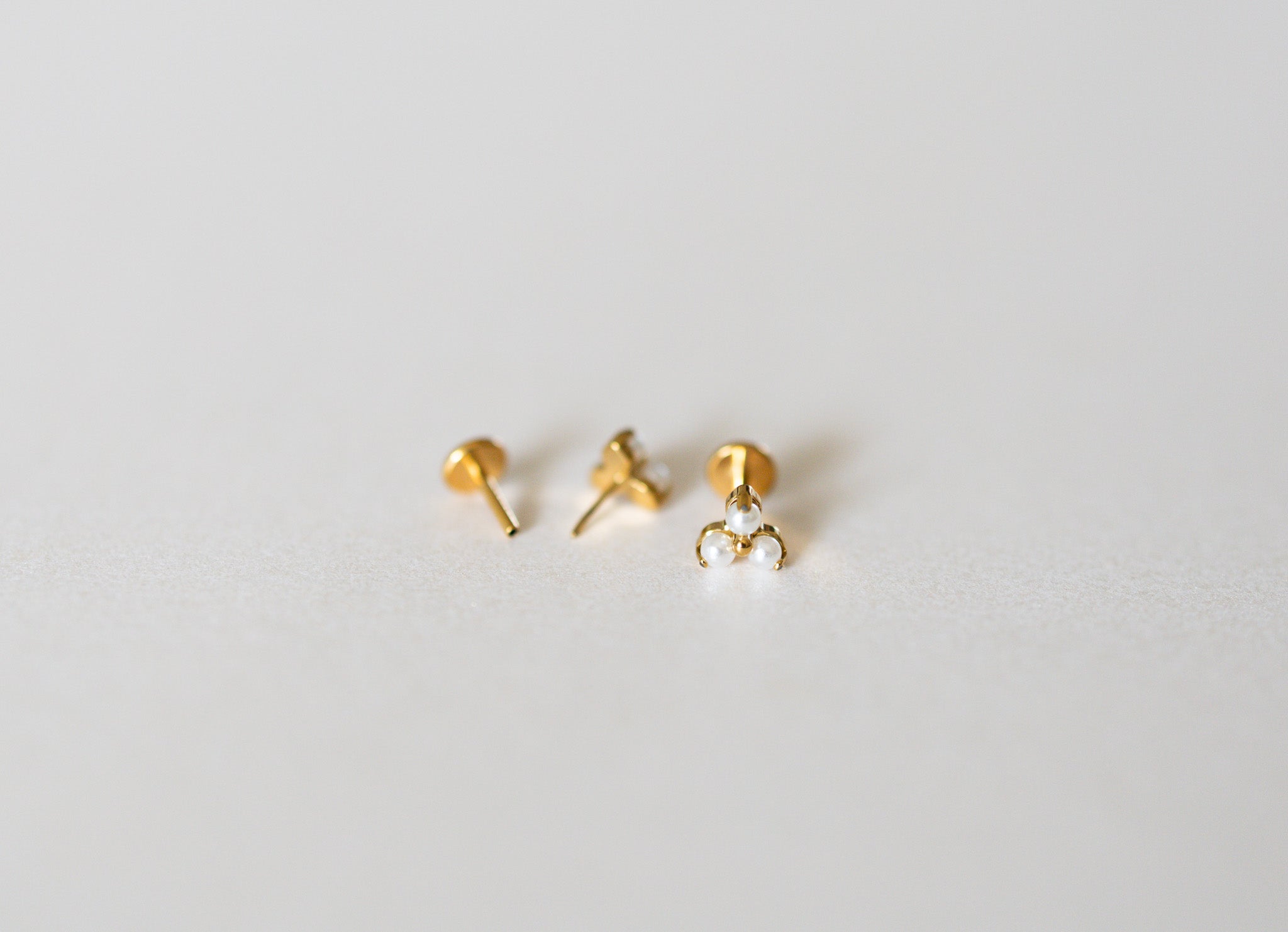 Pearl Triangle Flat Back Studs