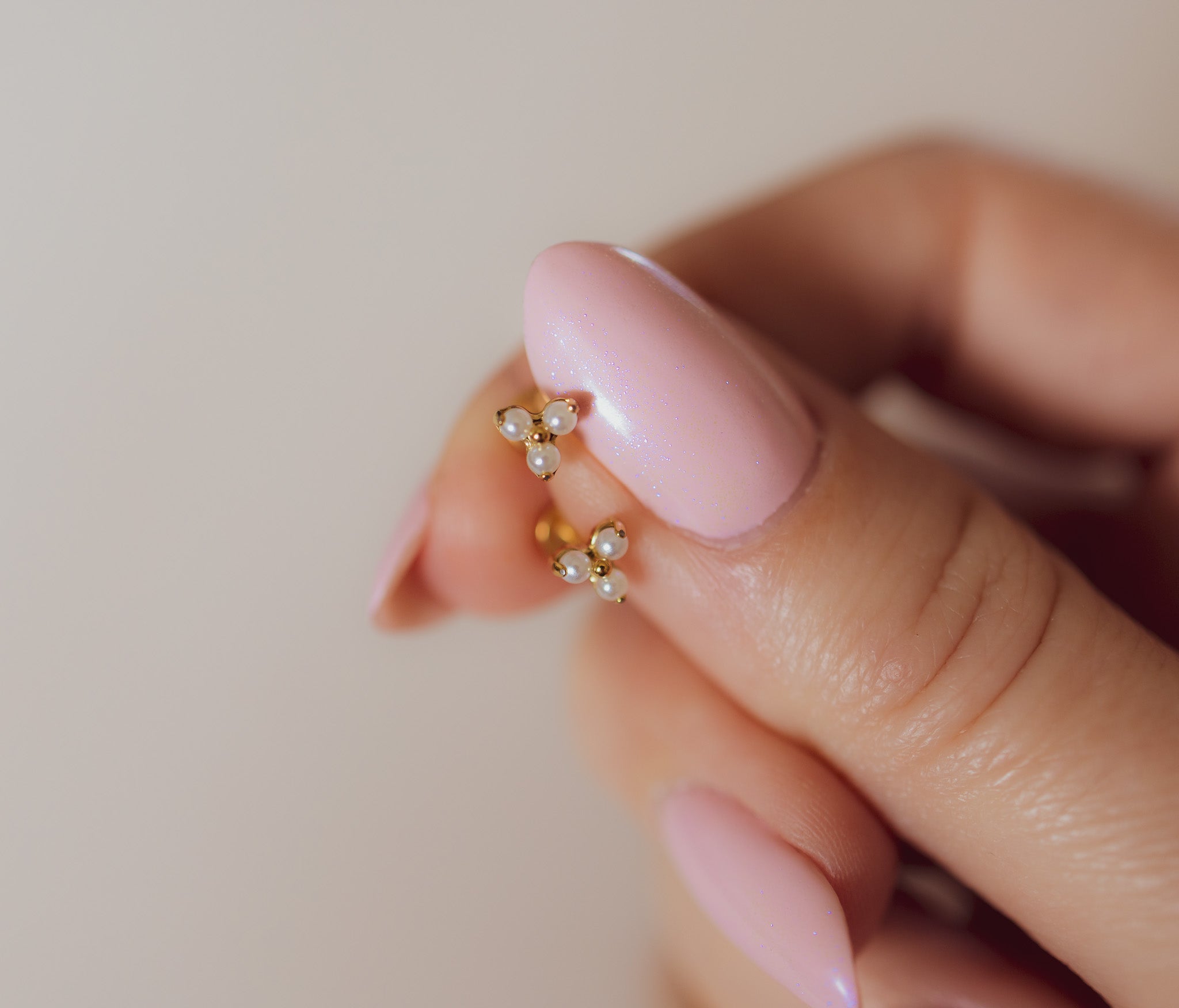 Pearl Triangle Flat Back Studs