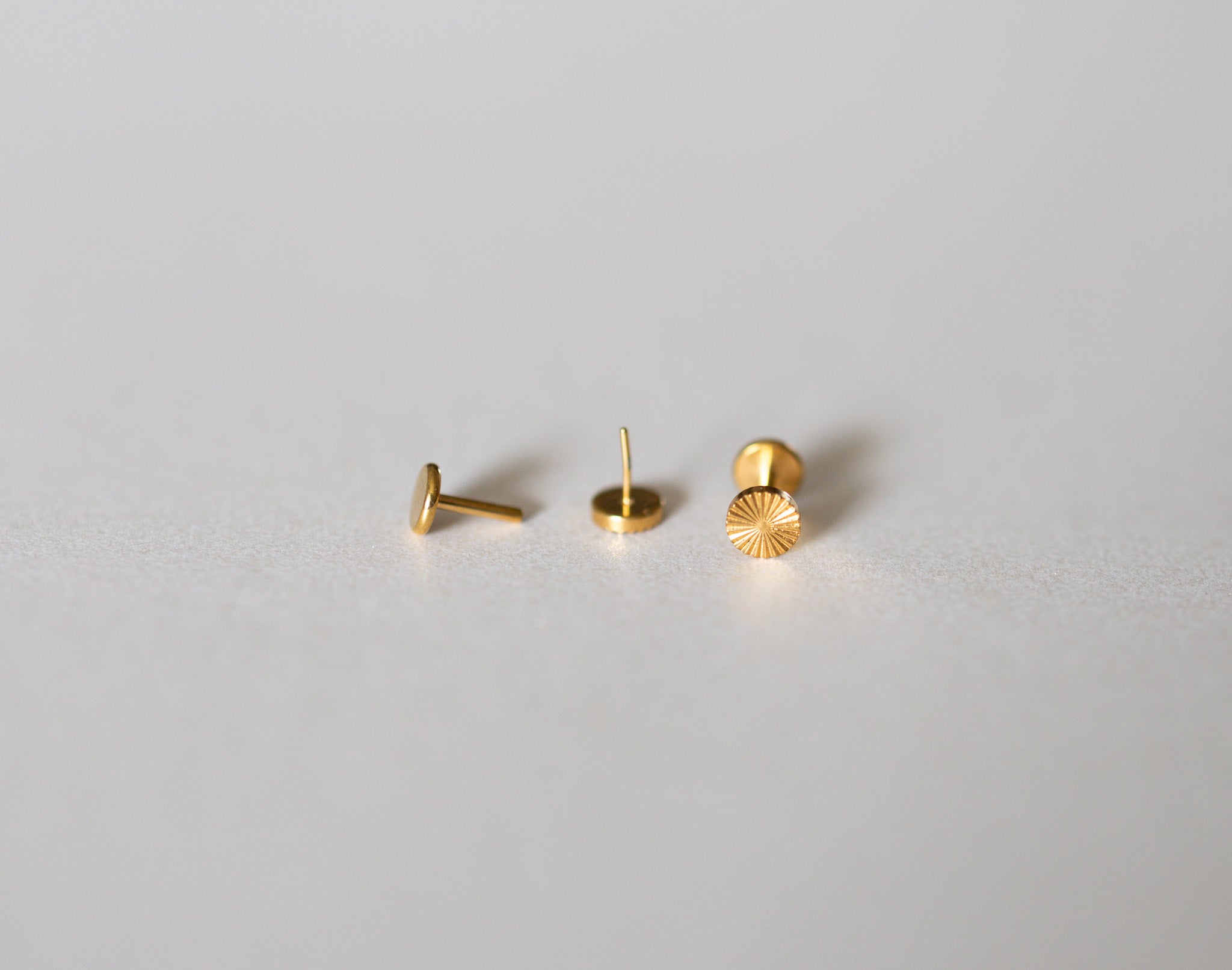 Circle Flat Back Studs