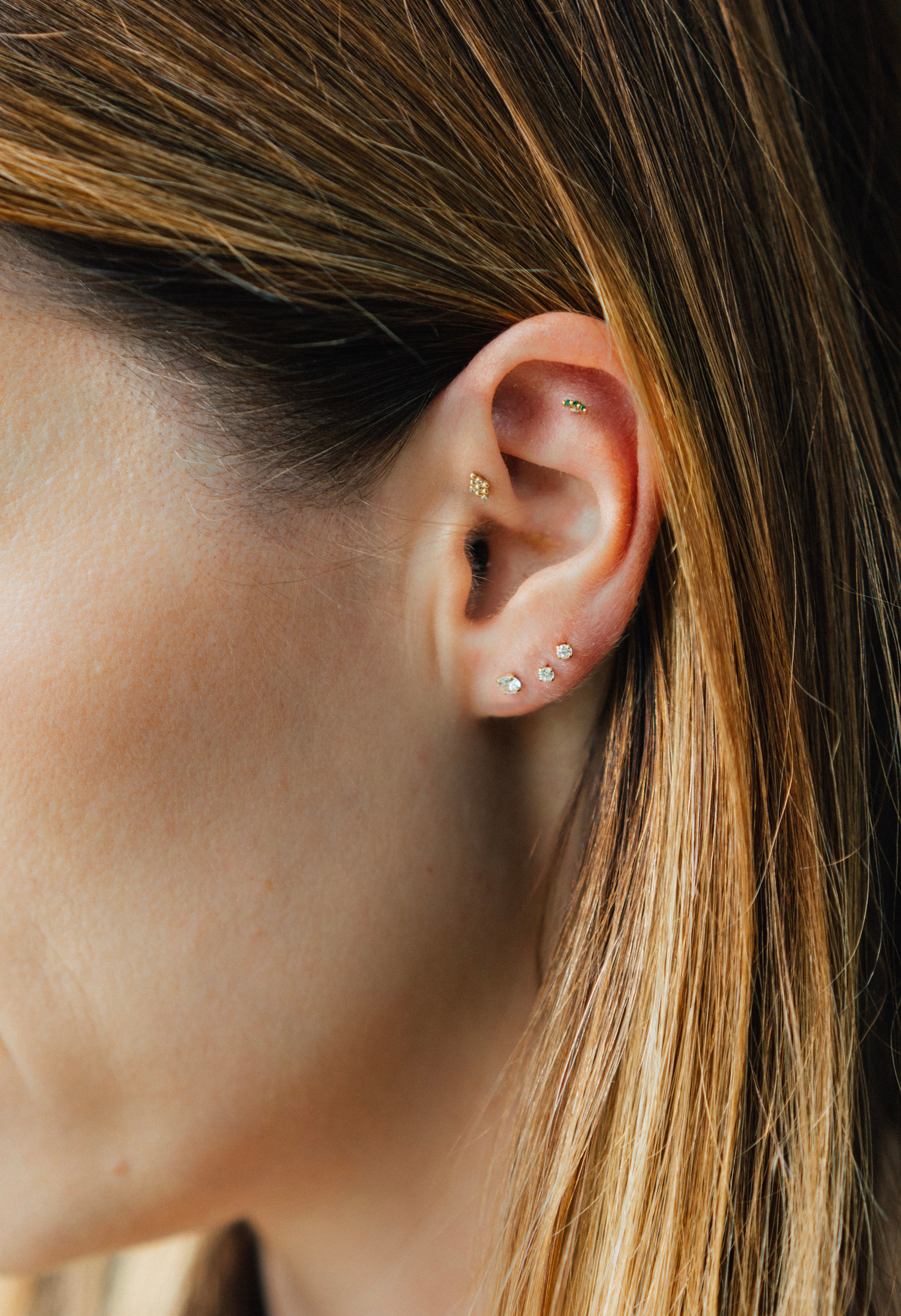 Pronged Diamond Flat Back Studs