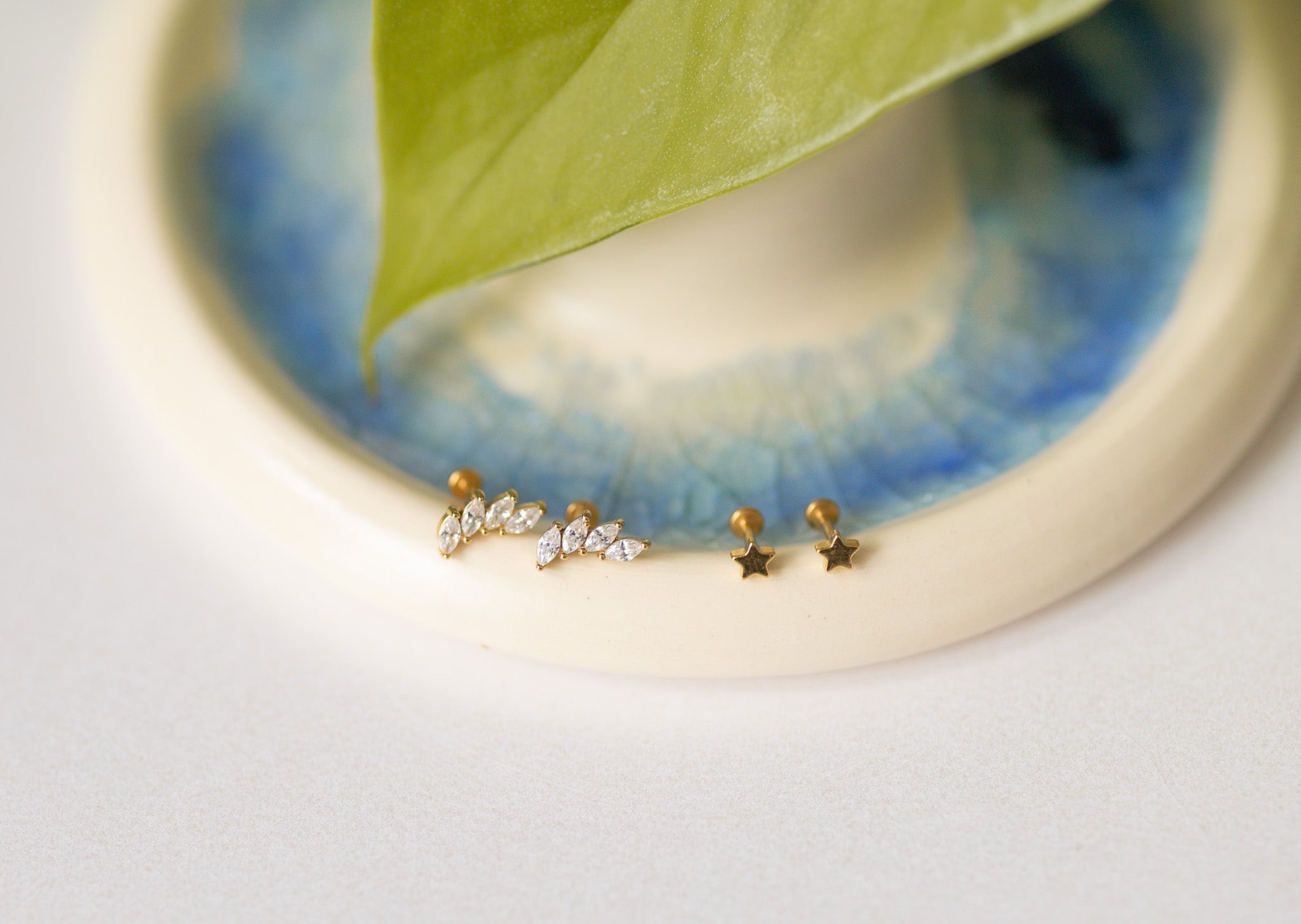 Set ~ Tiny Star and Fan Diamond Flat-Back Studs