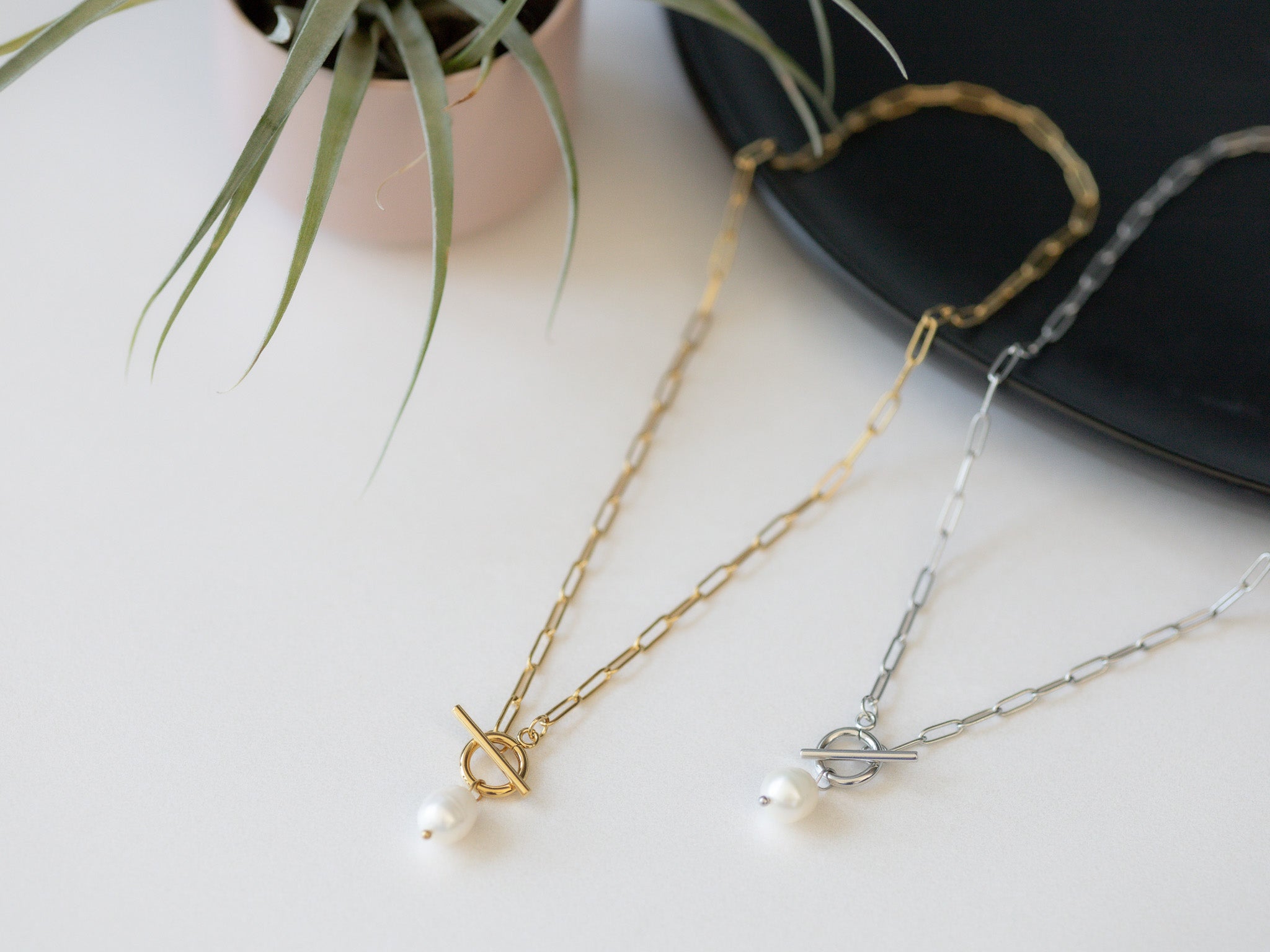 Paperclip Toggle Necklace