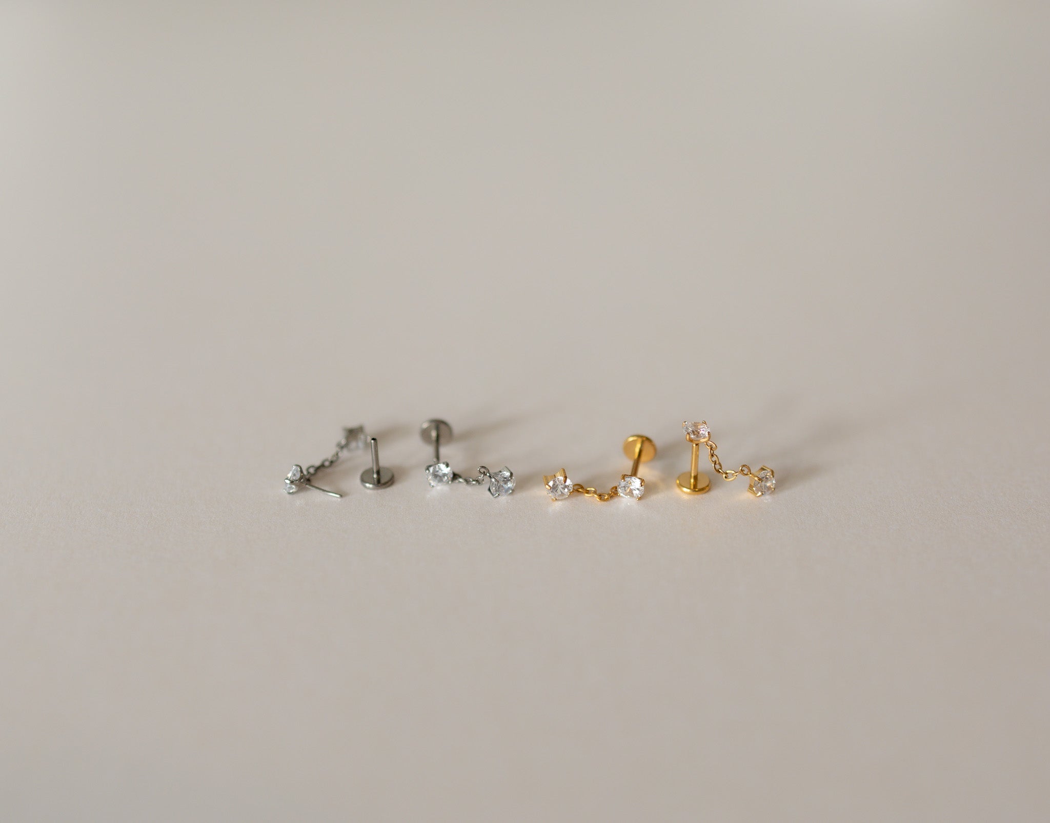 Diamond Chain Flat Back Studs