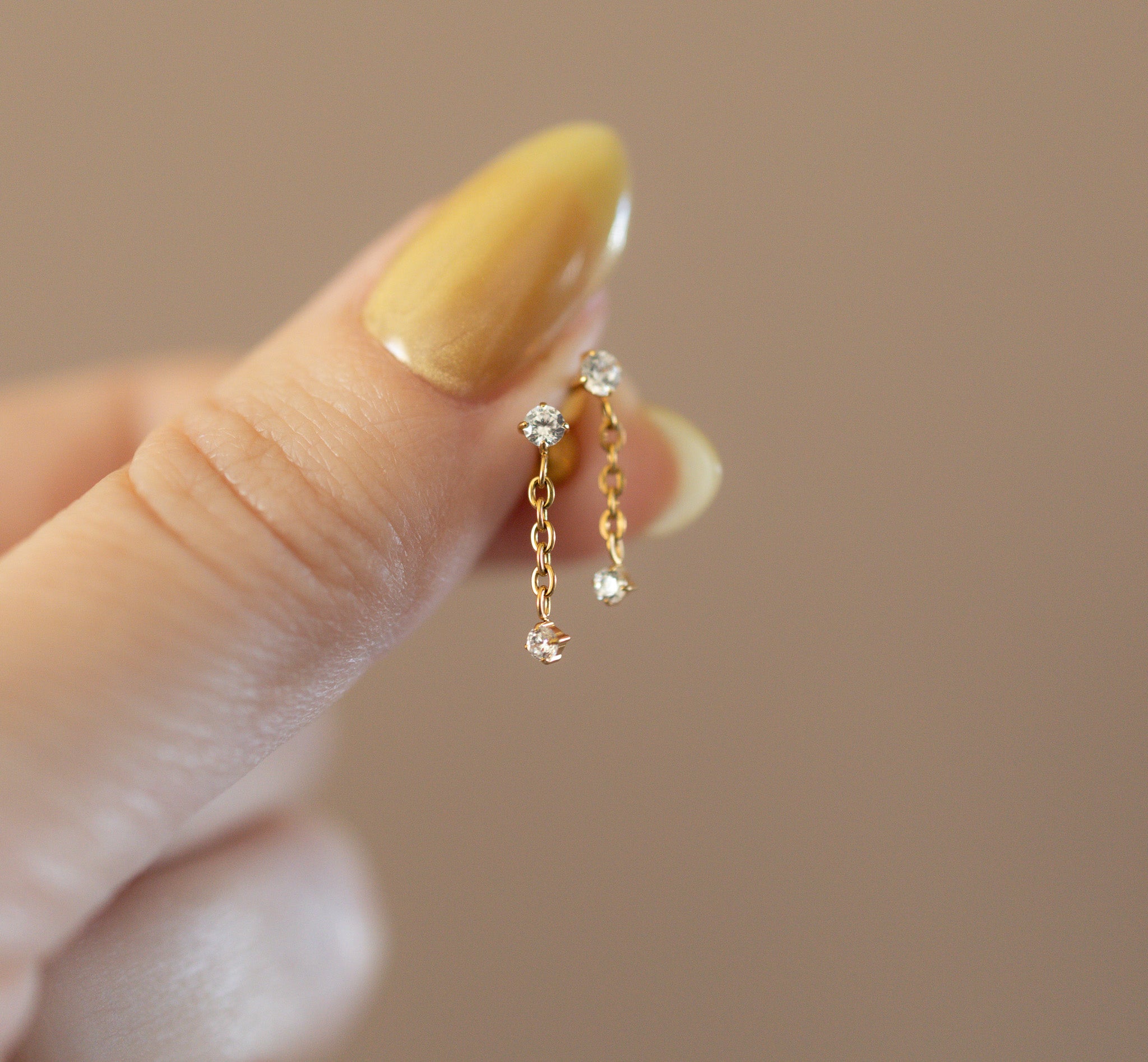 Diamond Chain Flat Back Studs