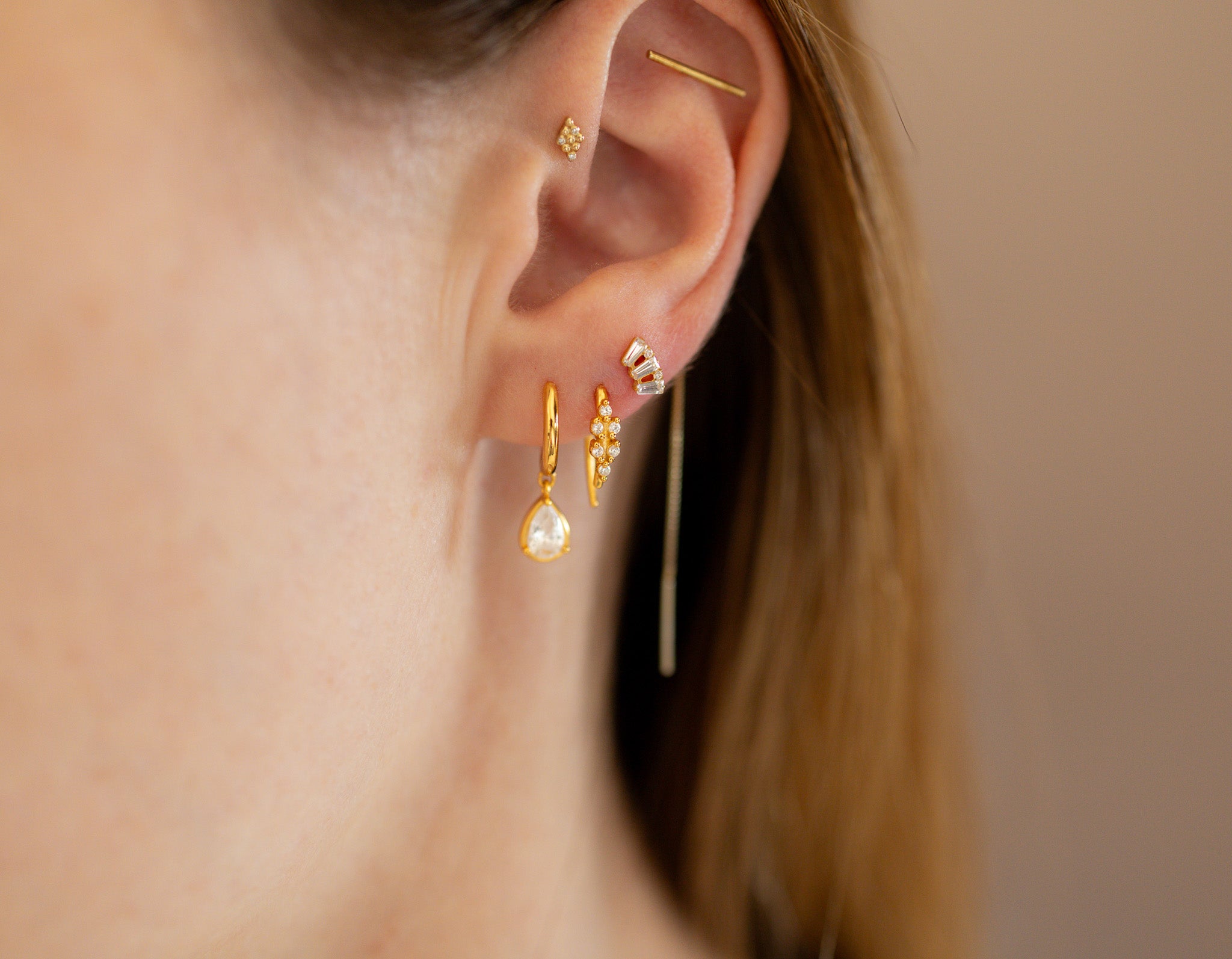 Fan Diamond Flat Back Studs
